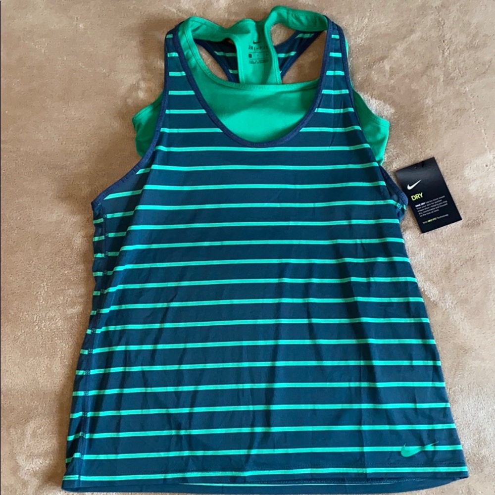 NWT Nike Tanktop
